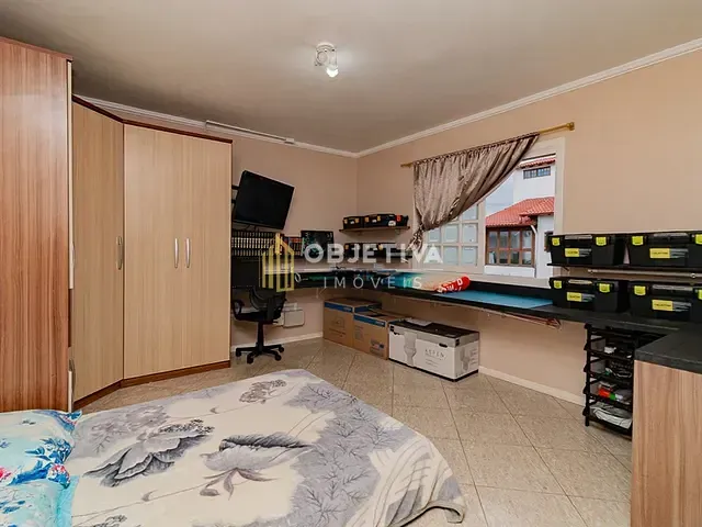 Casa 3 quartos e 3 banheiros, à venda, no bairro Parque Santa Fé em Porto Alegre