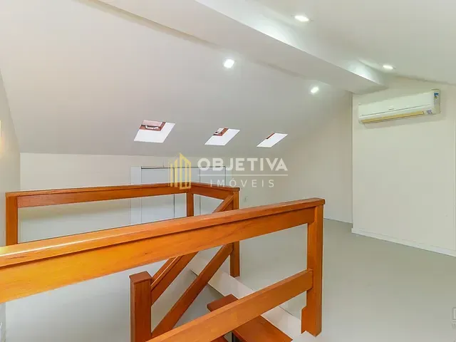 Casa 3 quartos e 3 banheiros, à venda, no bairro Cavalhada em Porto Alegre