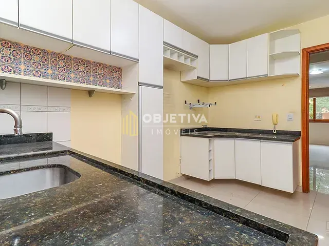 Casa 3 quartos e 3 banheiros, à venda, no bairro Cavalhada em Porto Alegre