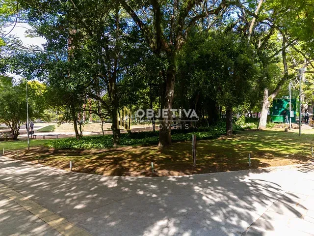 Apartamento 3 quartos e 5 banheiros, à venda, no bairro Moinhos de Vento em Porto Alegre