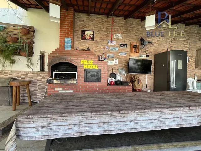 Casa 4 quartos e 6 banheiros, à venda, no bairro Soteco em Vila Velha