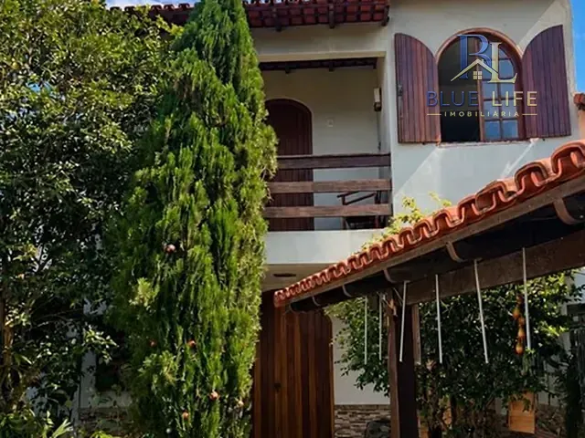 Casa 4 quartos e 6 banheiros, à venda, no bairro Soteco em Vila Velha