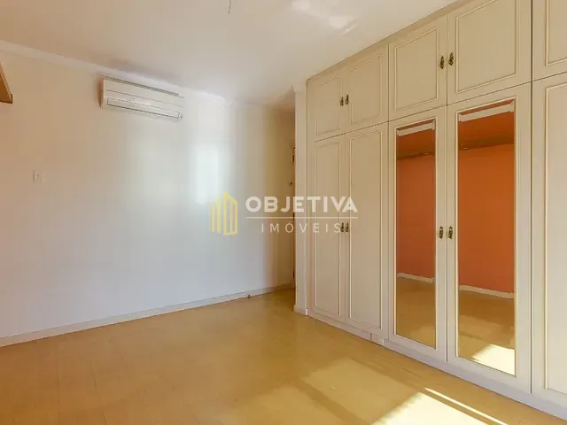 Apartamento 3 quartos e 6 banheiros, à venda, no bairro Petrópolis em Porto Alegre