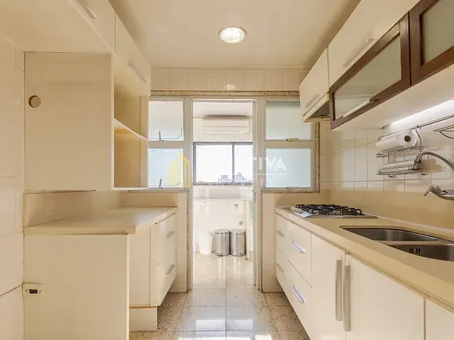 Apartamento 3 quartos e 6 banheiros, à venda, no bairro Petrópolis em Porto Alegre