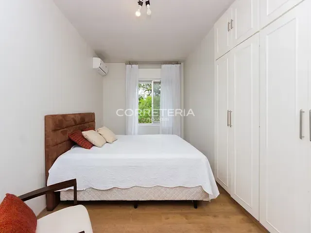 Casa 4 quartos e 4 banheiros, à venda, no bairro Alto da Boa Vista em São Paulo
