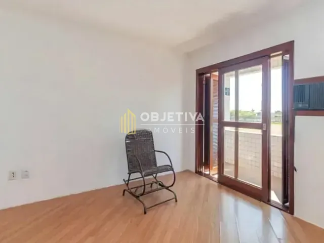 Casa 3 quartos e 4 banheiros, à venda, no bairro Sarandi em Porto Alegre