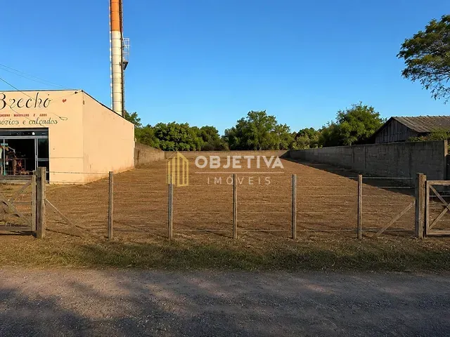 Terreno à venda, no bairro Ponta Grossa em Porto Alegre