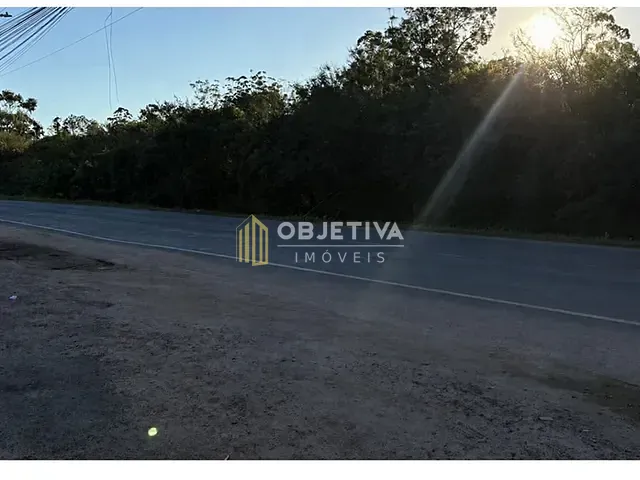 Terreno à venda, no bairro Ponta Grossa em Porto Alegre