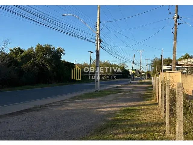 Terreno à venda, no bairro Ponta Grossa em Porto Alegre