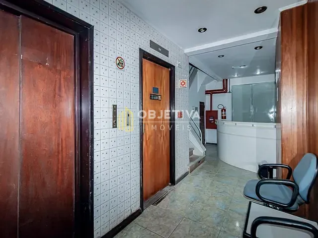 Sala à venda, no bairro Centro Histórico em Porto Alegre