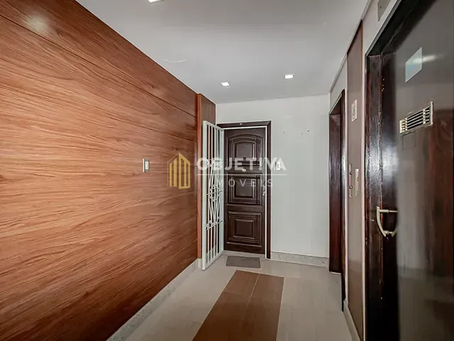 Sala à venda, no bairro Centro Histórico em Porto Alegre