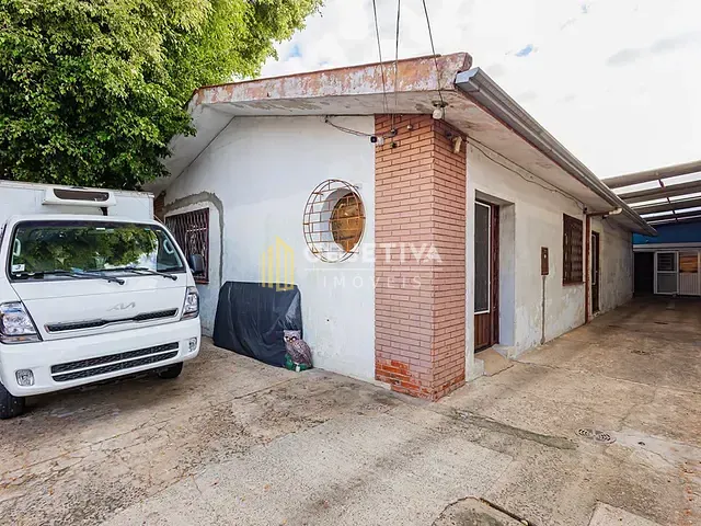 Casa 3 quartos e 1 banheiro, à venda, no bairro Anchieta em Porto Alegre