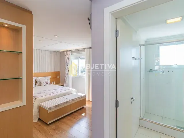 Cobertura / Penthouse 1 quarto e 3 banheiros, à venda, no bairro São João em Porto Alegre