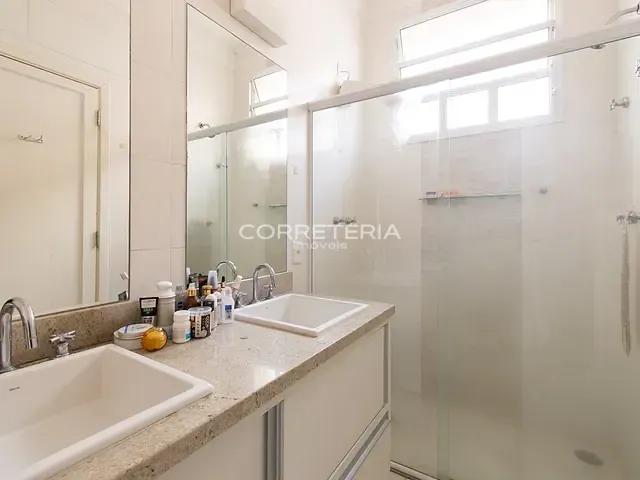 Casa 4 quartos e 6 banheiros, à venda, no bairro Sumaré em São Paulo