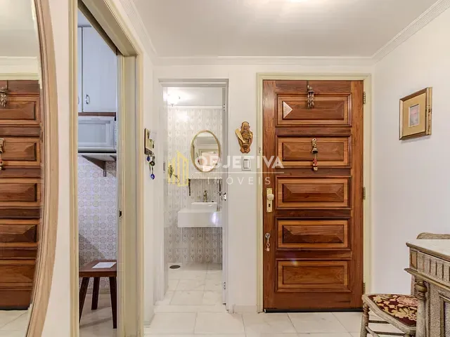 Apartamento 3 quartos e 2 banheiros, à venda, no bairro Menino Deus em Porto Alegre