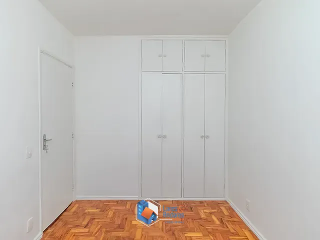 Apartamento 2 quartos e 1 banheiro, à venda, no bairro Moema em São Paulo