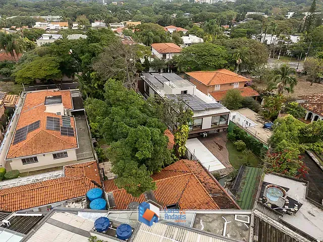 Terreno à venda, no bairro Alto de Pinheiros em São Paulo