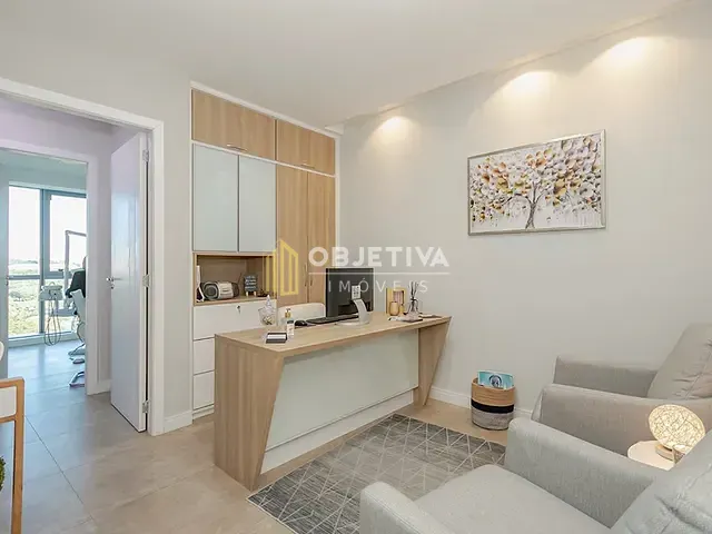 Sala à venda, no bairro Praia de Belas em Porto Alegre