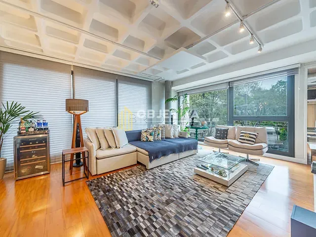Apartamento 2 quartos e 7 banheiros, à venda, no bairro Petrópolis em Porto Alegre
