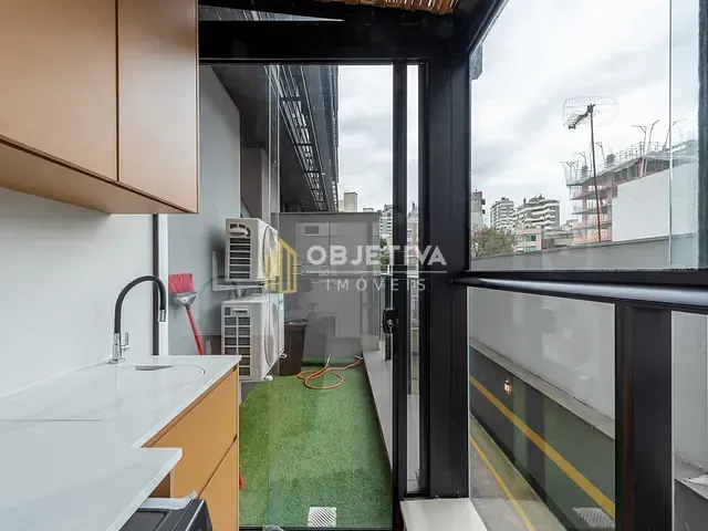 Loft 1 quarto e 3 banheiros, à venda, no bairro Auxiliadora em Porto Alegre
