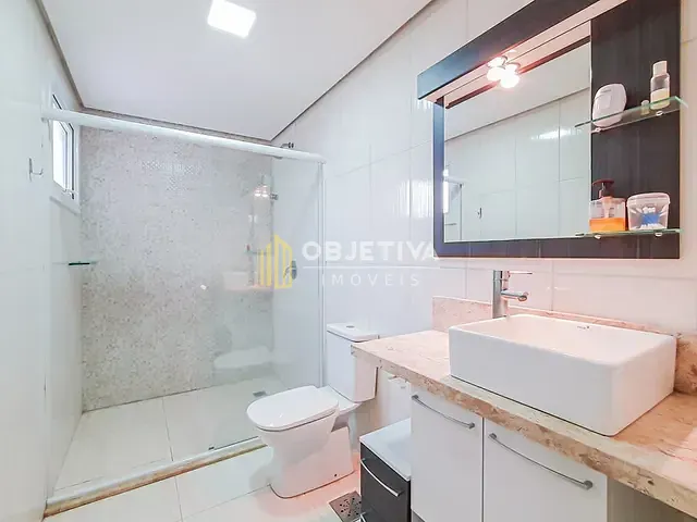 Casa 4 quartos e 4 banheiros, à venda, no bairro Ipanema em Porto Alegre