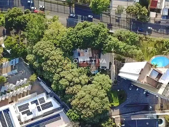 Terreno à venda, no bairro Cristal em Porto Alegre