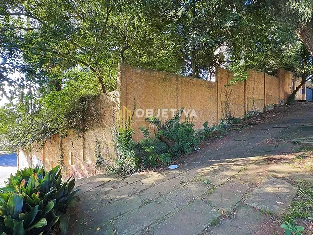Terreno à venda, no bairro Cristal em Porto Alegre