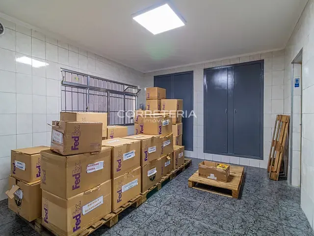 Galpão / Barracão à venda, no bairro Jardim Oriental em São Paulo