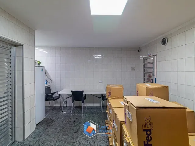 Galpão / Barracão à venda, no bairro Jardim Oriental em São Paulo