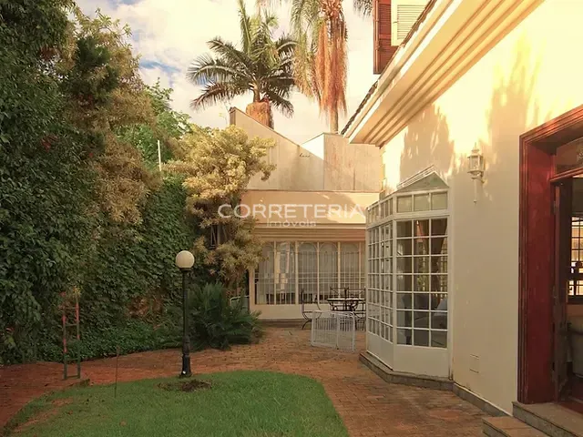 Casa 5 quartos e 5 banheiros, à venda, no bairro Jardim Leonor em São Paulo