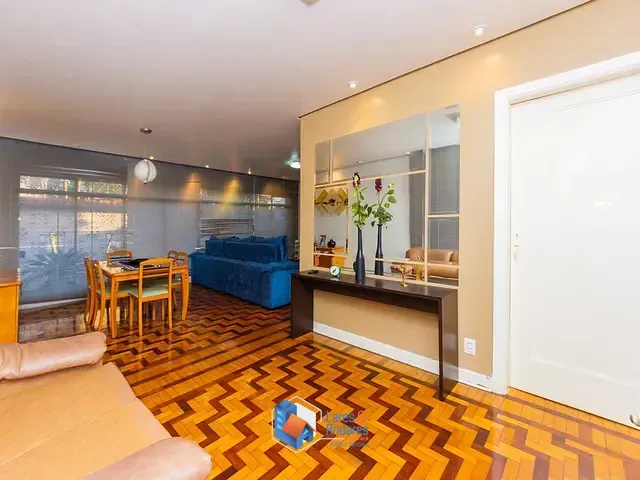 Casa 5 quartos e 4 banheiros, à venda, no bairro Vila Moinho Velho em São Paulo