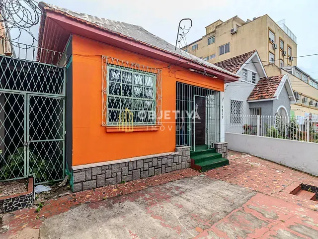 Loja à venda, no bairro Vila Ipiranga em Porto Alegre