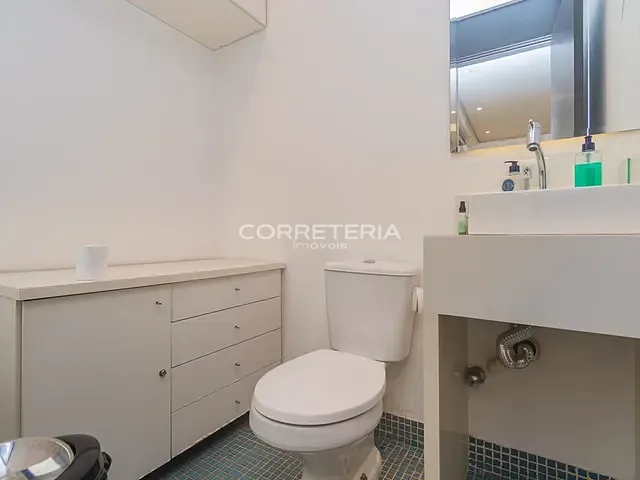 Sala à venda, no bairro Alto da Boa Vista em São Paulo