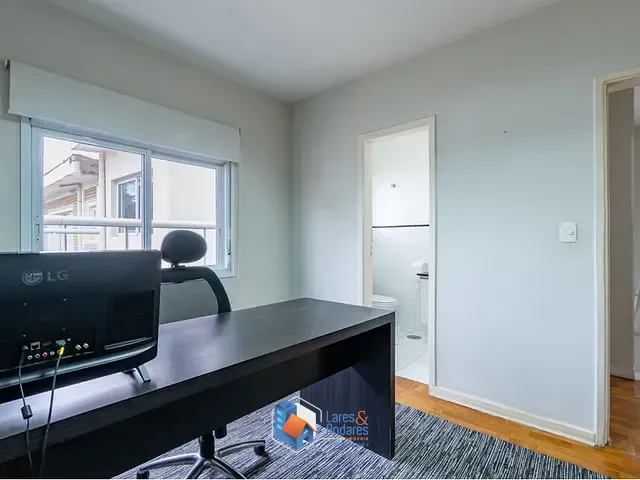 Casa 3 quartos e 5 banheiros, à venda, no bairro Jardim Petrópolis em São Paulo
