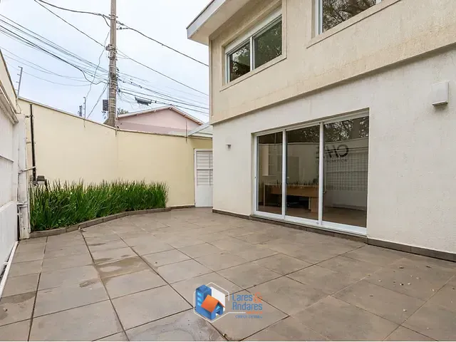 Casa 3 quartos e 5 banheiros, à venda, no bairro Jardim Petrópolis em São Paulo