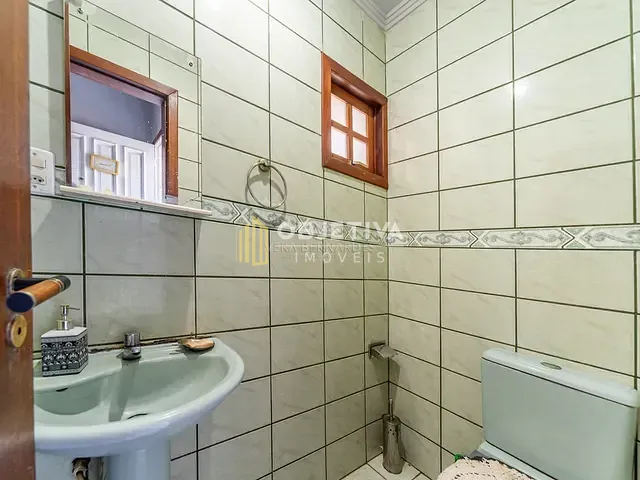 Casa 4 quartos e 2 banheiros, à venda, no bairro Serraria em Porto Alegre