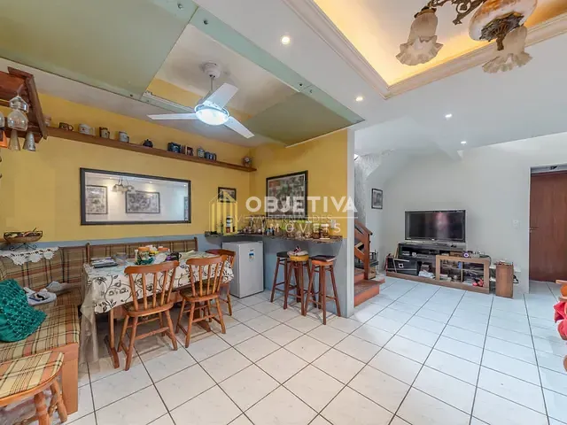 Casa 4 quartos e 2 banheiros, à venda, no bairro Serraria em Porto Alegre