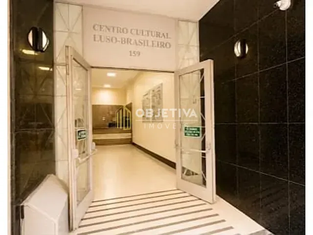 Sala à venda, no bairro Centro Histórico em Porto Alegre