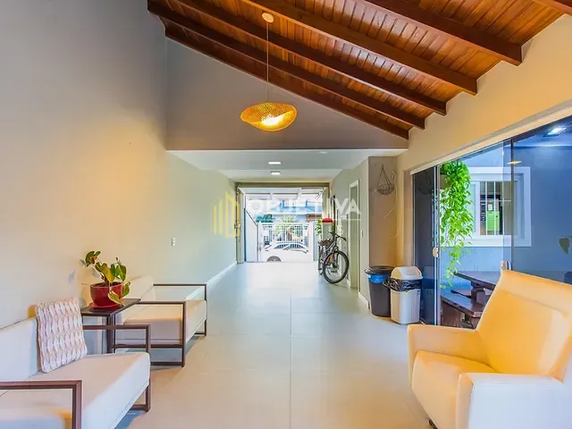 Casa 3 quartos e 5 banheiros, à venda, no bairro Marechal Rondon em Canoas