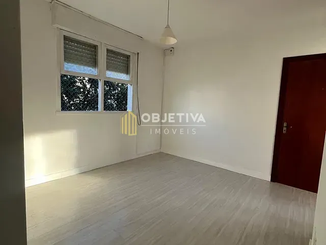 Apartamento 1 quarto e 1 banheiro, à venda, no bairro Camaquã em Porto Alegre