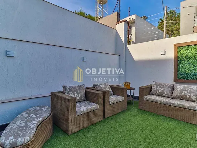 Casa 3 quartos e 4 banheiros, à venda, no bairro Hípica em Porto Alegre
