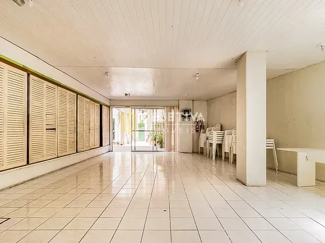 Apartamento 2 quartos e 1 banheiro, à venda, no bairro Floresta em Porto Alegre