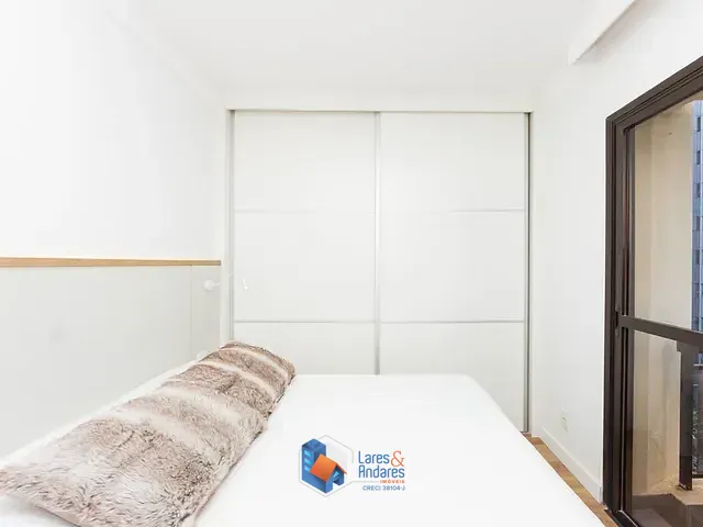 Apartamento 1 quarto e 1 banheiro, à venda, no bairro Itaim Bibi em São Paulo