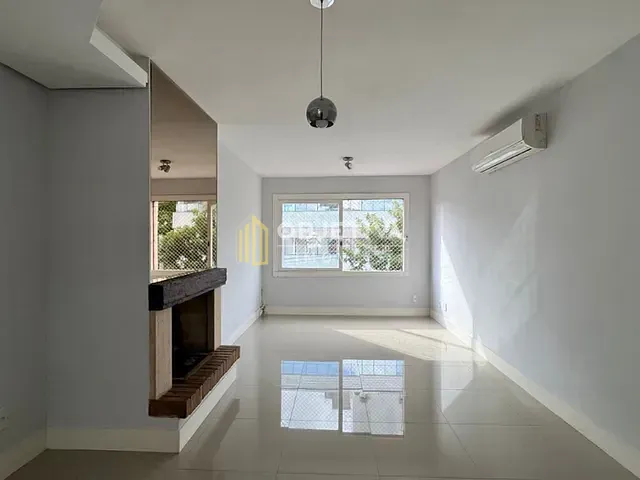 Apartamento 2 quartos e 7 banheiros, à venda, no bairro Santa Cecília em Porto Alegre