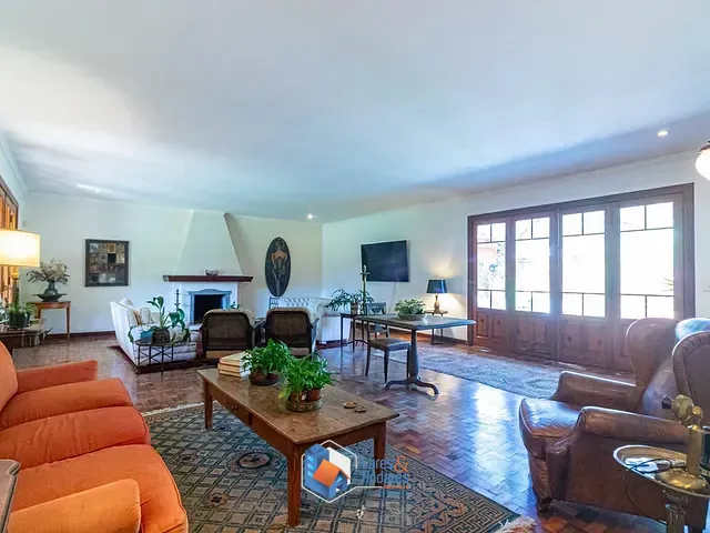 Casa 3 quartos e 5 banheiros, à venda, no bairro Real Parque em São Paulo