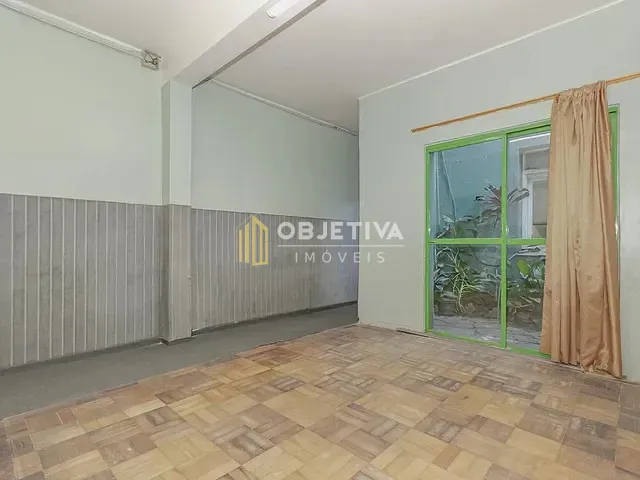 Casa 3 quartos e 3 banheiros, à venda, no bairro Santana em Porto Alegre