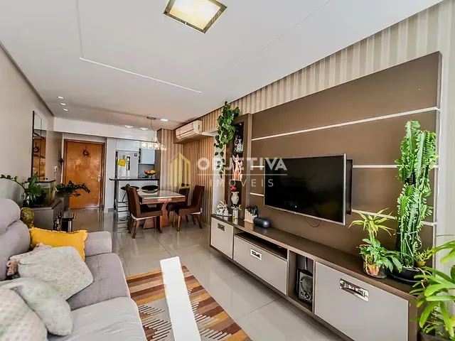 Apartamento 3 quartos e 2 banheiros, à venda, no bairro Cavalhada em Porto Alegre