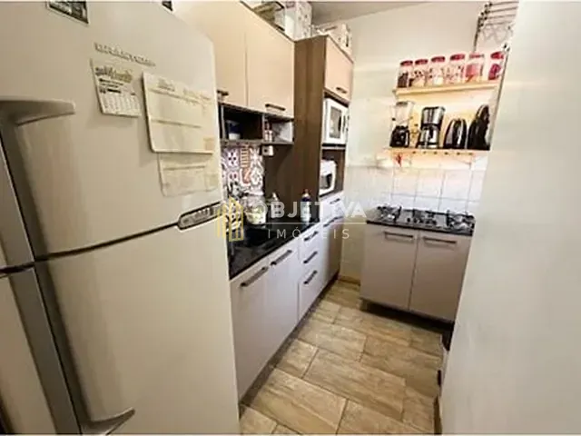 Apartamento 2 quartos e 1 banheiro, à venda, no bairro Igara em Canoas