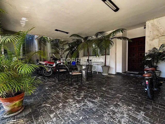Casa 3 quartos e 4 banheiros, à venda, no bairro Chácara Santo Antônio (Zona Sul) em São Paulo