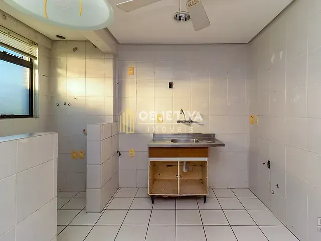 Apartamento 2 quartos e 1 banheiro, à venda, no bairro Petrópolis em Porto Alegre